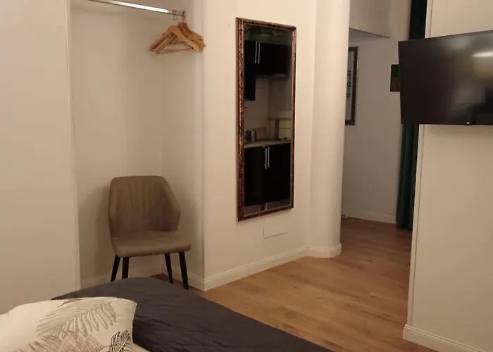 Luxury Boncompagni Апартаменты *